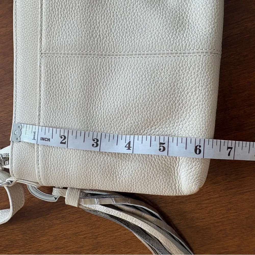 Brighton Collectibles Elegant Leather Cream Crossbody Bag   with Heart Accent - Picture 4 of 9